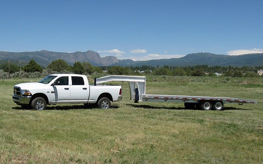 What Is a Gooseneck Trailer?
