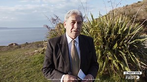 WATCH: Campaign bus tour carried on yesterday from Christchurch down through Ashburton, Timaru, Oamaru and down to Dunedin...lots of great support from the locals! | New Zealand First