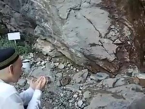 There is a water spring in China that remains dry and flows only when the Quran is recited. See the video. | Islamic Vibes