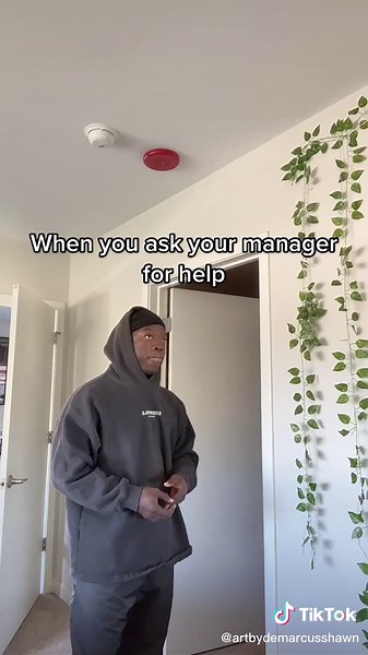 How to Effectively Ask Your Manager for Help