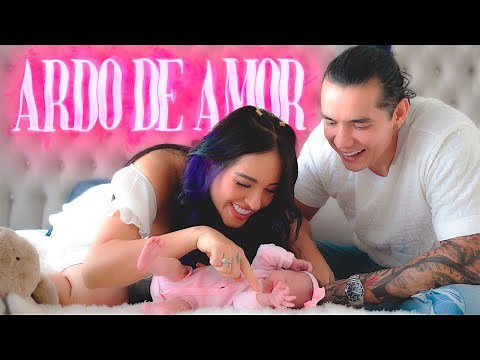 KARLY B - Ardo de amor (Video Oficial)