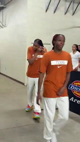 Ummmm that’s not what’s happening lmao