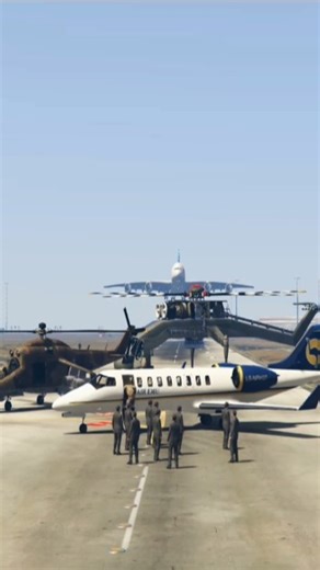 Airport Staff Instantly Clear The Runway | Grand Theft Auto V ||