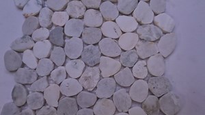 CNK Tile Glacier White Round Sliced Pebble Tile - 12" x 12" Polished Natural Stone for Bathroom Kitchen Backsplash Wall & Floor Tiles - Durable Easy Installation Low Maintenance - Pack of 1