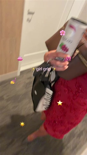 girl grip 🤭 #girlgrip | handgrip
