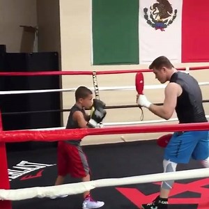 17K views · 936 reactions | Canelo Alvarez training the future. | Boxing Daily | Facebook