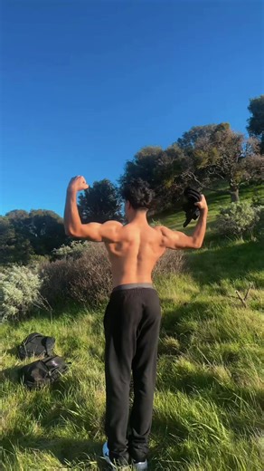 Oh me oh my w hike doing ts again Fs #fyp #foryoupage #xyzbca #gym #song