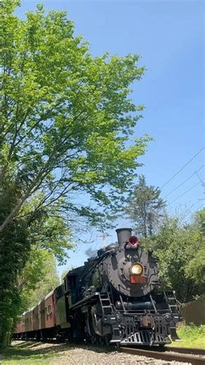Susquehanna #142 passes riverline aggregates