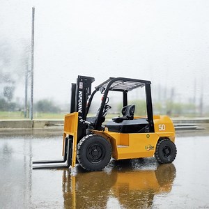[Hot Item] 5ton 4 Wheels Truck Fork Lift Chinese Engine Battery Electric Forklift