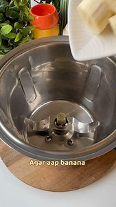 No-guilt Choco Bars are here! Craving a creamy, chocolatey treat without the sugar crash? These homemade healthy choco bars are dairy-free, refined sugar-free, and packed with wholesome ingredients. Super easy, super delicious — and your freezer’s new favorite resident! Save this recipe for your next dessert fix! Ingredients: 1 ripe banana 2 tbsp peanut butter (natural, unsweetened) ½ cup cashews (soaked for 2–3 hours) 1 tsp vanilla essence ¼ cup coconut milk (adjust for creaminess) 100g dark ch