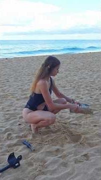 Young Girl vs The Beach… And Then This Happened 😱 #treasuresearch #treasurehunter