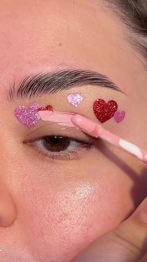 Heart Eyes Makeup Tutorial for Valentine's Day