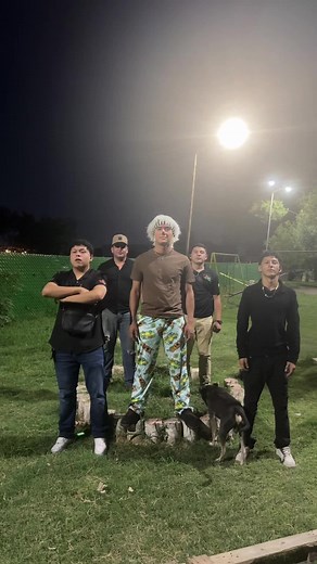 Randy y el perro en el show de Bellakath