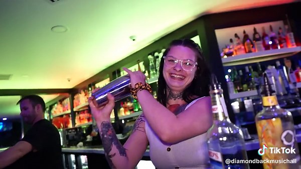 🎸PLAIN WHITE T’s: Offical Re-Cap Video at Diamondback Music Hall!💎 🎬 Shot By: @spookyspookyfilms #plainwhitets #bellevillemichigan #recap