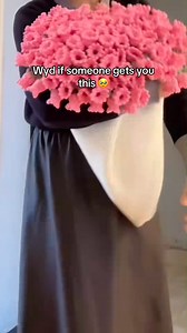 14K views · 257 reactions | The pattern here  https://cutt.ly/ArJdgqNF Esse cobertor de rosas em crochê é puro amor em cada tapeçaria! 臨  Credits: @dripplostore #crochet #crochetpattern #blanket #rosesblanket #crochetersofinstagram #yarnlove #handmade #fiberart #crochetcommunity #crafting | Crochet Tutorial | Facebook