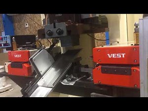 コンパウンド加工用アンローダー