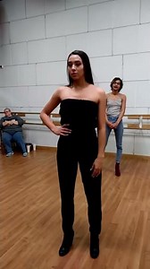 How to walk the Runway | Fashion Model Workshop I How do I pose like a model I Learn catwalk