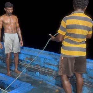 200K views · 3.5K reactions | ⚓ Unbelievable Boat Cooking in the Middle of the Ocean! #breakfast #chef #cooking #fishing #fish #seafood #seafoodlovers #sea #food #foodie | Lof Robert | Facebook