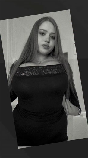 ProdaGirls on Instagram: "In Japan, piezoelectric floor tiles are turning the energy of human footsteps into usable electricity. These innovative tiles capture the kinetic energy from walking: when someone steps on them, their body weight causes a slight deformation, creating mechanical stress that the embedded piezoelectric materials instantly convert into electrical current. While a single step generates only a tiny amount of power (typically around 0.1 to a few watts), the effect becomes sign