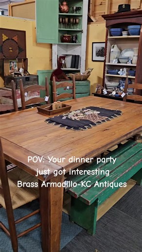 #brassarmadillo #kcbrassarmadillo #antiques #primitives midcentury rustic woodtable table wood bench chairs oakwood primitivetable kitchen dinningroom homedecor decorating decorate booth decor home warmth style styling country downhome