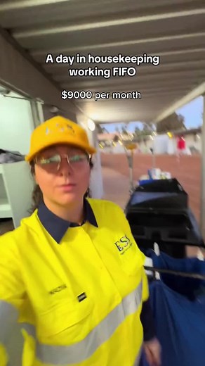 How to secure your role 👇🇦🇺💰 If we look at the Mining fifo cleaning salary statistics in Australia as of 15 May 2024, the represented employee makes $107,999; to be more precise pay rate is $9,000 per month, $2,077 per week, or $56.84 per hour. If you’re serious about heading over and looking to work in ANY sector our fifo step by step guide is a complete road map to fifo in the mines. Secure your role through the link in bio 🇦🇺📙💰 Follow @fifoguide for more Credit @_nadioski_ #fifo #fifo