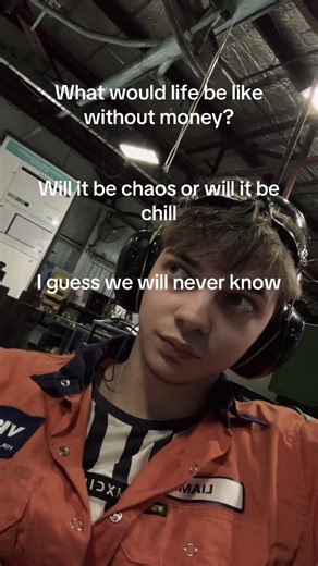 Dont mind the shakes. I had a sandwich and it aint agreeing with me 😭#work #money #foryoupage #fyp #tired #moneymindset