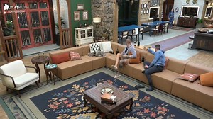 41K views · 475 reactions | Na noite desta terça-feira (10), Gui Vieira chamou Vanessa Carvalho para uma conversa particular no closet. Durante a conversa, Gui Vieira sugeriu que Vanessa Carvalho entregue o Poder do Lampião para Albert Bressan, caso o poder seja o ‘você está na Roça’   Assine o #PlayPlus e tenha acesso à transmissão 24 horas de #AFazenda com 6 sinais exclusivos: PlayPlus.com! | A Fazenda | Facebook