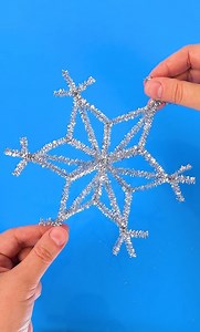 4.3M views · 48K reactions | DIY 3D pipe cleaner Snowflake #fblifestyle | DIY by Pipe-Cleaner-Crafts B | Facebook