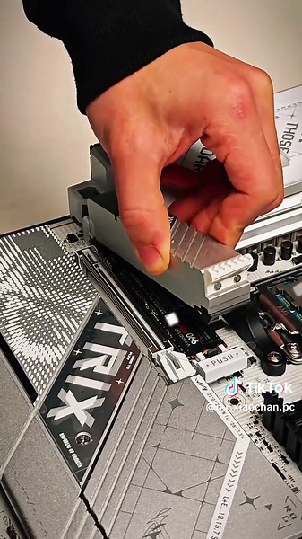 Build Your Ultimate Gaming PC with Ryzen 7 & RTX 5070Ti