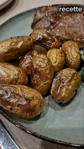 Aujourd’hui c’est steak et pomme de terre grenaille avec sa sauce champignons😍#recipe #recette