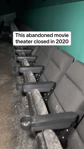 Exploring an Abandoned Movie Theater from 2020