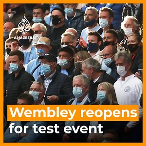 Fans returned to Wembley Stadium for English football’s League Cup final on Sunday. 8,000 people, all tested for COVID-19, were at the pilot event 👇 | Al Jazeera English