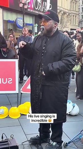 Teddy Swims Captivates London Street Show with Live Performance