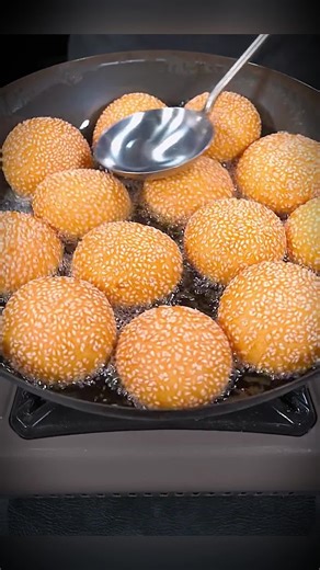 Hướng Dẫn Làm Bánh Tiêu Khoai Lang Đỏ Ngon