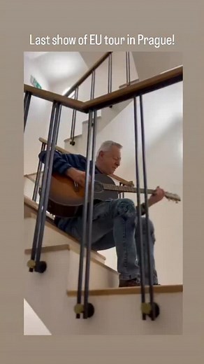 Tommy Emmanuel on Reels