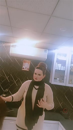 Transform Your Look at Our Beauty Salon