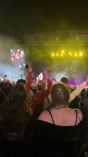 One of the best shows I’ve ever been too! You gotta see #prof live, his energy is one of a kind! 🤘