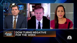 Jobs market still moderating and Fed will have an excuse to taper rate hikes, says JPM's Kelly