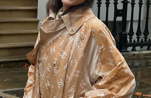 Quelle est cette veste Chanel qui se transforme sous la pluie et fascine soudainement les réseaux ? - Elle