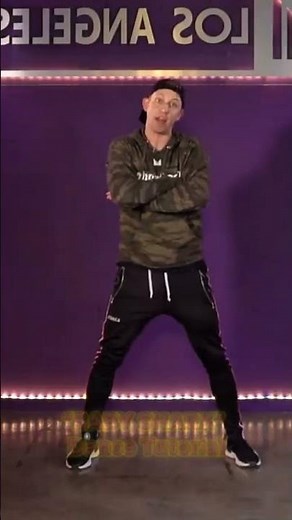 “Baby Shark” Dance tutorial for beginners🤯