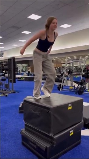 Salish Training At The Gym #salishmatter