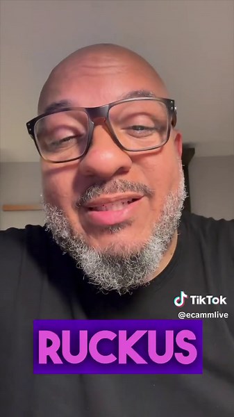 No more bad hotel wifi! Here’s how you can get better wifi in your hotel room. #creatortips #livestreamingtips #traveltipsandhacks #hotelhack #creatortip