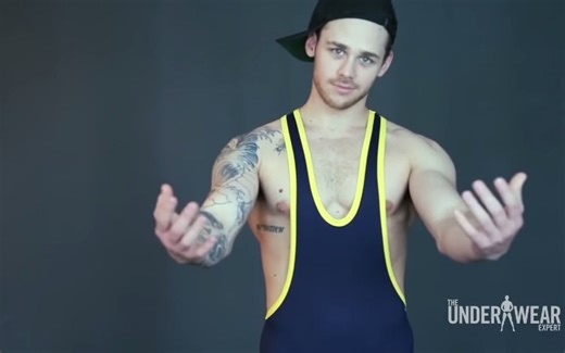 男神Matthew Camp的Underwear Expert模特访谈-《我为勾勾狂》男主