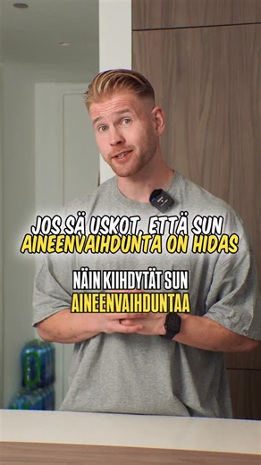 KOUTSI | Rasvanpoltto, hormonit & terveys on Instagram: "JOS SÄ LUULET ETTÄ SUN AINEENVAIHDUNTA ON HIDASTUNUT ⬇️ Lopeta arvaaminen ja mittaa 🌡️ Aamulämpö kertoo enemmän kuin yksikään fiilis. Jos se on alle 36,5°C heti herätessä, ennen kuin nouset sängystä – sun keho käy säästöliekillä. Se ei tarkoita että sä oot rikki. Se tarkoittaa että asioita pitää muuttaa. Liian vähän ruokaa. Liikaa stressiä. Liikaa tai liian vähän treeniä. Näissä tilanteissa kilpirauhanen hidastaa, ATP-tuotanto laskee, ras