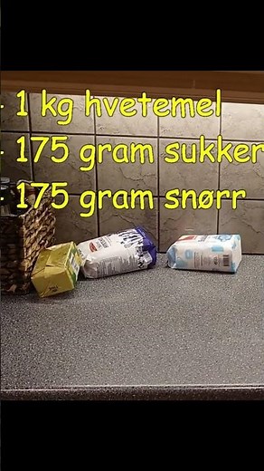 Hvordan lage boller (med Herr Hardbæsj) #norsk #matlaging #baking