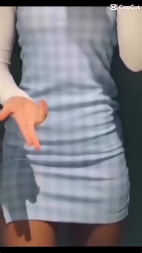 ‎View this item on WhatsApp: https://wa.me/p/24433450469647522/447949903131 ‎Price: £39.99 ‎Description: The Fela Kuti Canvas Print Wall Art Home Decor is a large 50x70 cm portrait orientation artwork suitable for any art lover's space. This limited edition print in art deco style is created using the giclée print production technique, ensuring high-quality and vibrant colours. The canvas is mounted and framed, ready to be displayed with ease in your home. Celebrate the iconic artwork of Remi Ok