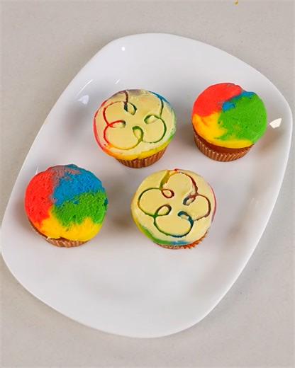 261K views · 368 reactions | Easy Cake Decoration | Magic Hands Creations | Facebook