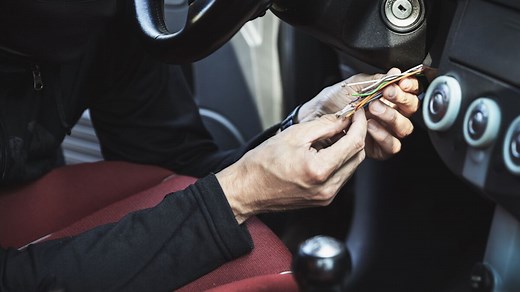 Comment démarrer une voiture sans clé ?