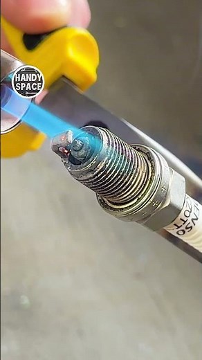 Spark Plug Cleaning Hack – So Fast, So Easy! #tricks