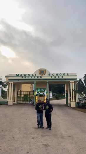 I just arrived at Mawuli School in Ho for the 75th Anniversary but it's like the show is over oo😭😭😭am i late😭😭 AccessMore Ghana | Nänä Teä